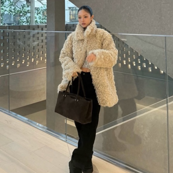 Osoi Brot Shell Mock Croc Bag - Picture 11 of 11